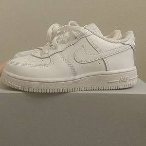 Toddler air force 1 Nike size 9c white